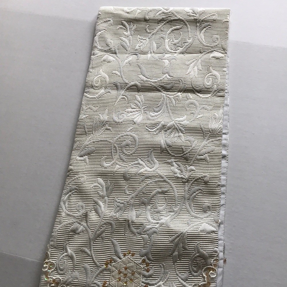 70” table runner - Picture 5 of 8
